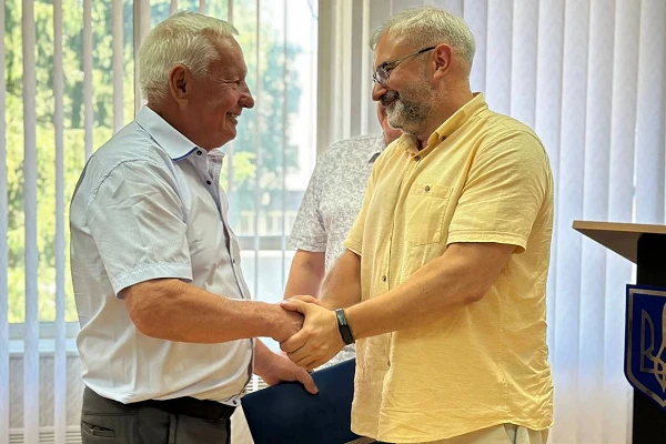 Колектив кафедри ЕТС та ЕМ вітає Петра Григоровича Плєшкова з 75-річчям